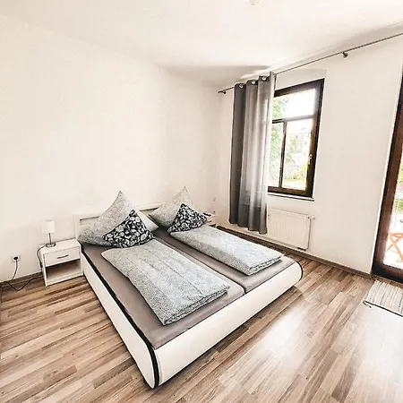 Zentrum, 2r, Balkon, Wifi, 4p, Modern, Ruhig