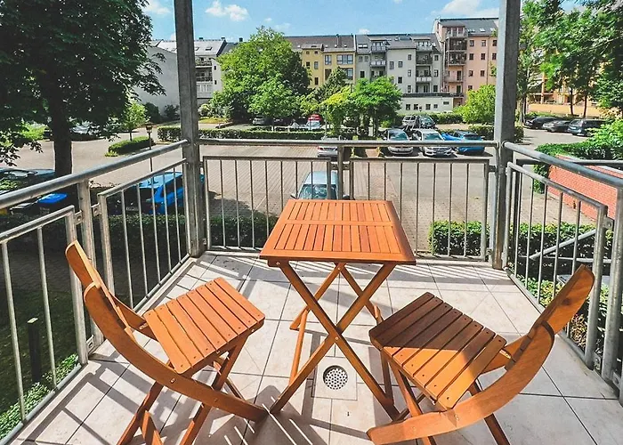 Zentrum, 2r, Balkon, Wifi, 4p, Modern, Ruhig 켐니츠