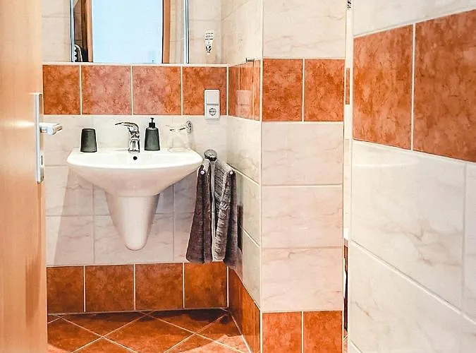 Zentrum, 2r, Balkon, Wifi, 4p, Modern, Ruhig 아파트 *