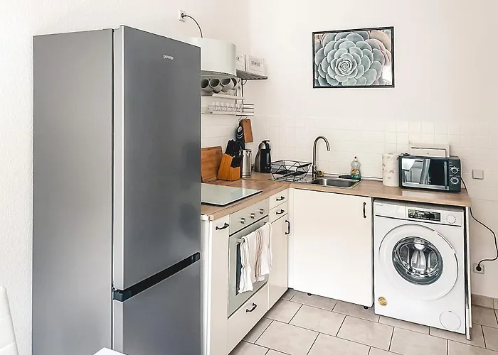 Zentrum, 2r, Balkon, Wifi, 4p, Modern, Ruhig * 켐니츠